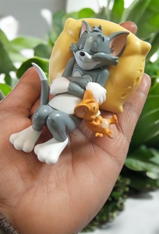 Tom and Jerry Showpiece